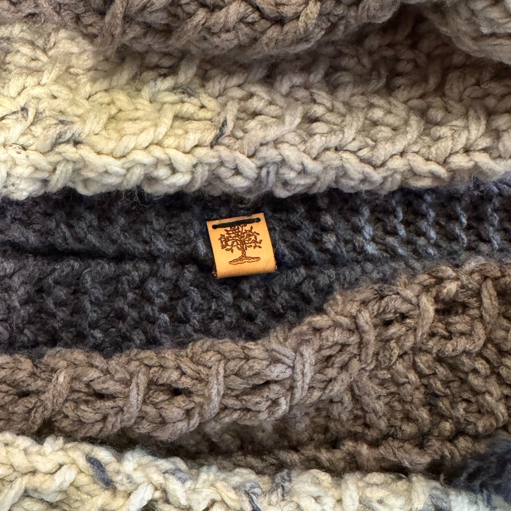 Color Block Grey Scarf - Picture 2 of 2